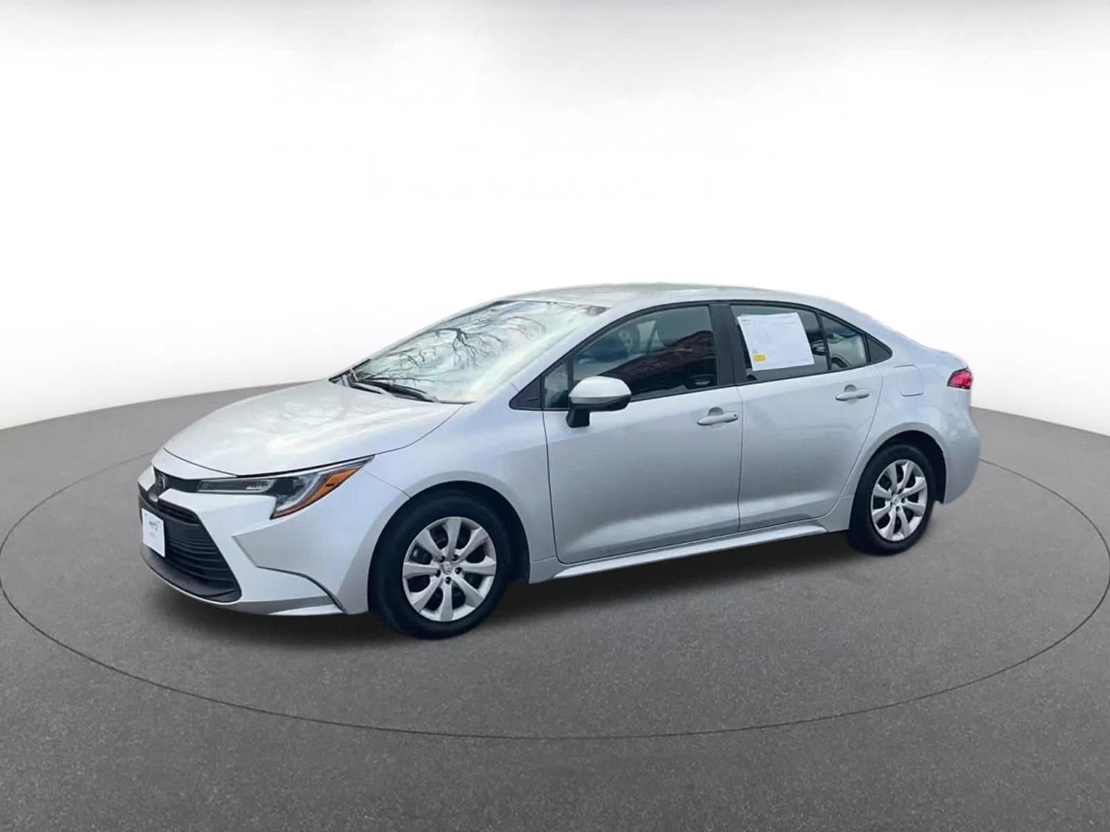 Thumbnail: 2025 Toyota Corolla - 8