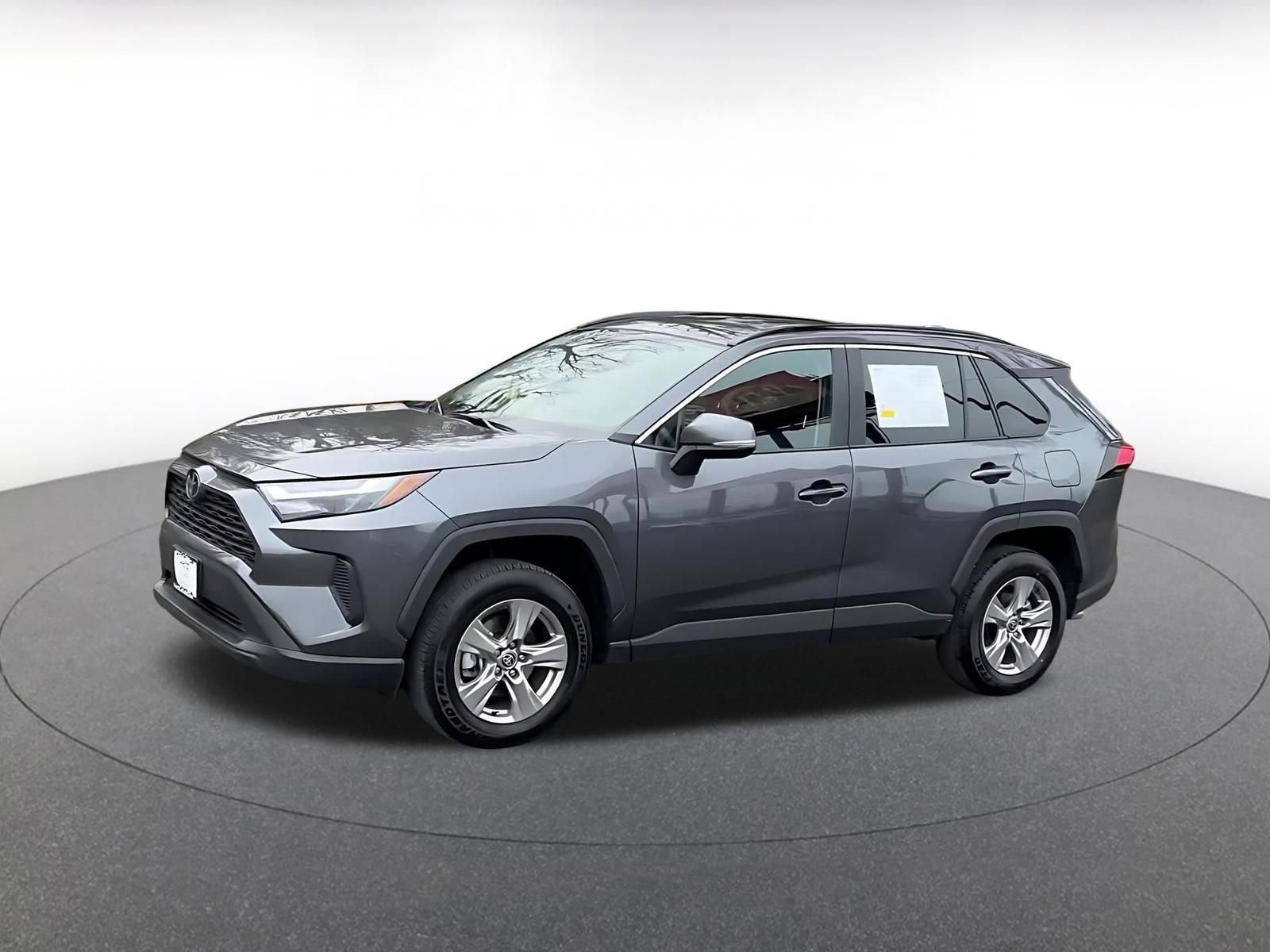 Thumbnail: 2025 Toyota RAV4 - 8