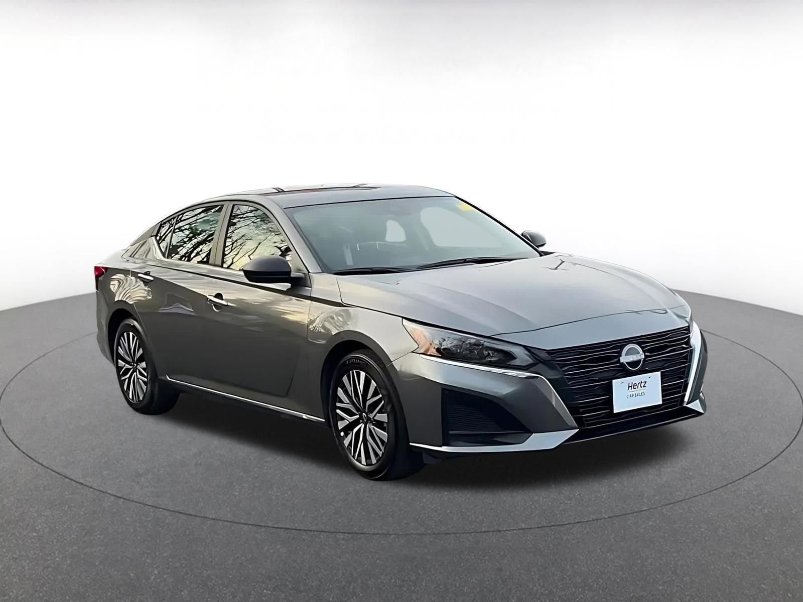 Thumbnail: 2025 Nissan Altima - 2