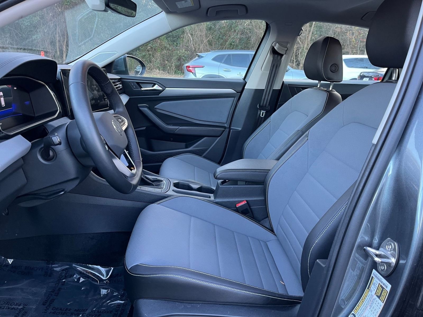 Thumbnail: 2025 Volkswagen Jetta - 25