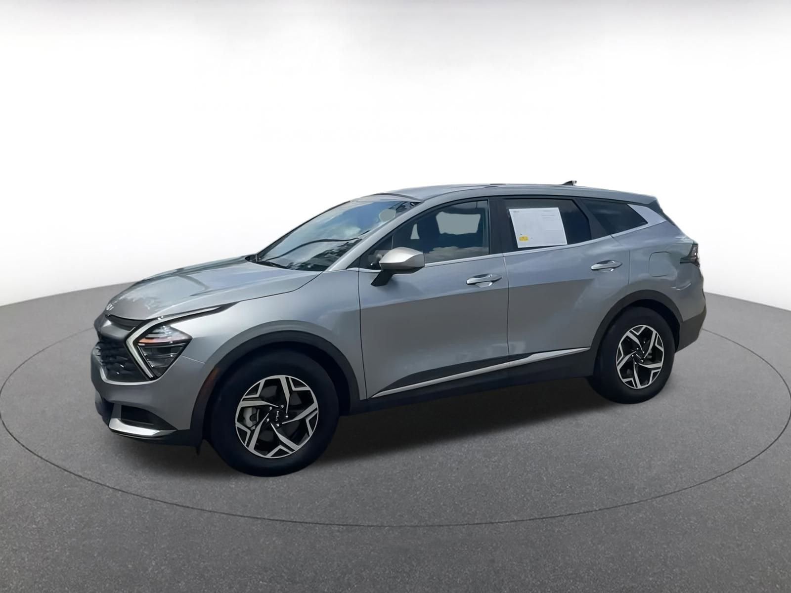 Thumbnail: 2024 Kia Sportage - 8