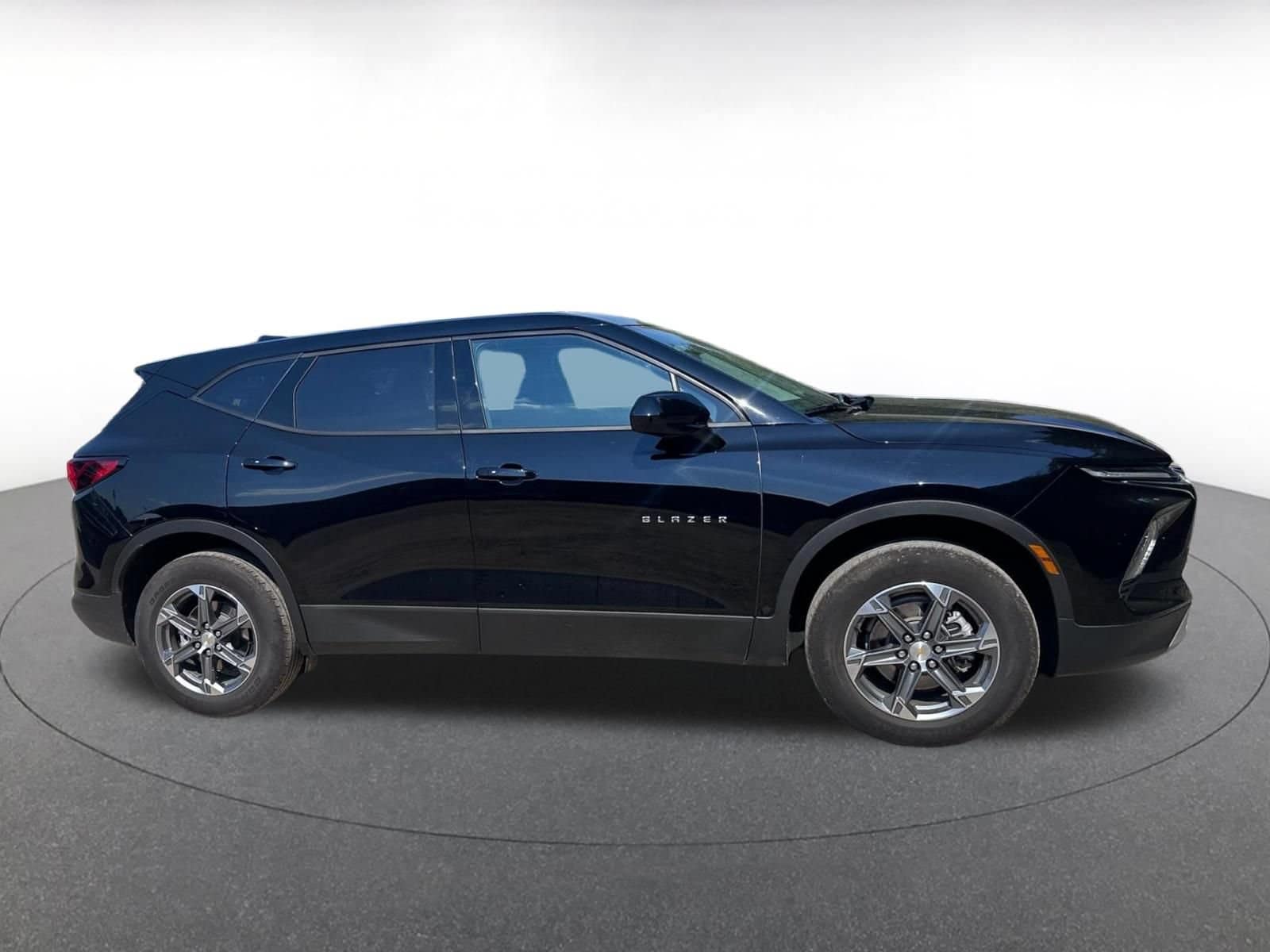 Thumbnail: 2026 Chevrolet Blazer - 18