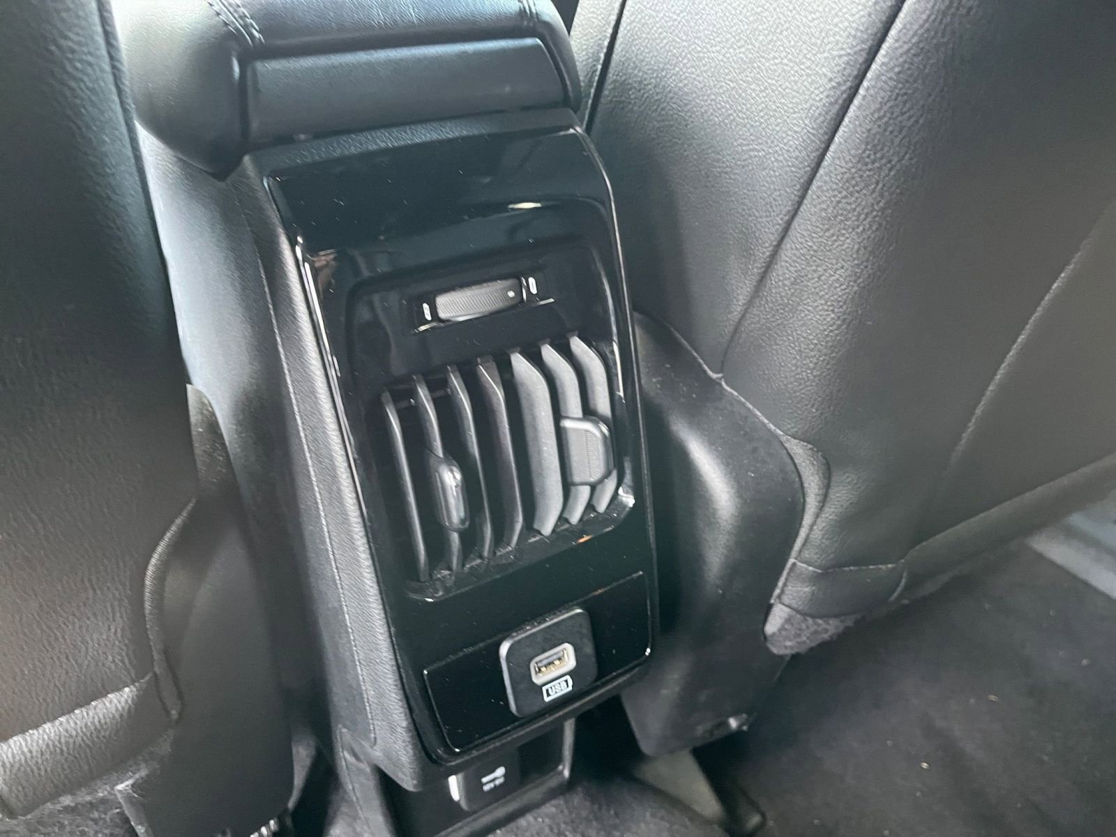 Thumbnail: 2025 Jeep Compass - 23