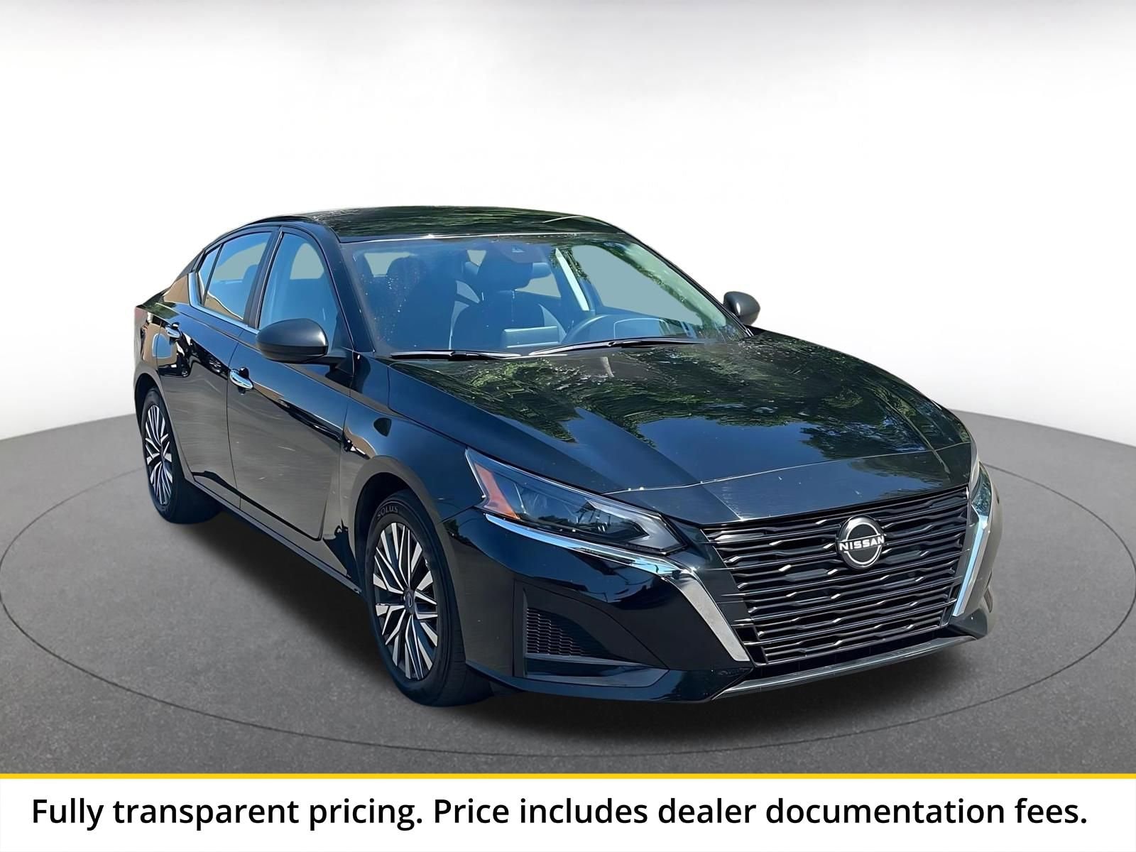 Thumbnail: 2025 Nissan Altima - 1
