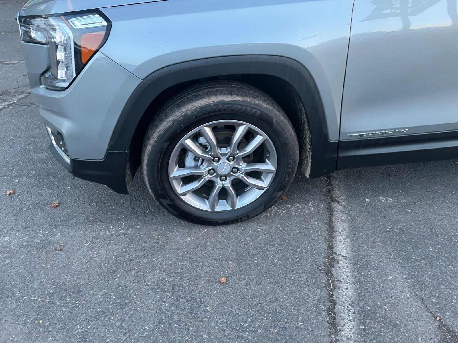 Thumbnail: 2024 GMC Terrain - 31