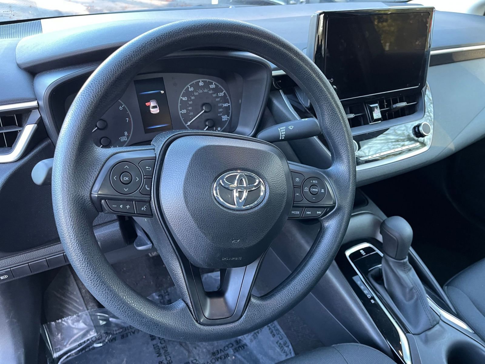 Thumbnail: 2025 Toyota Corolla - 25