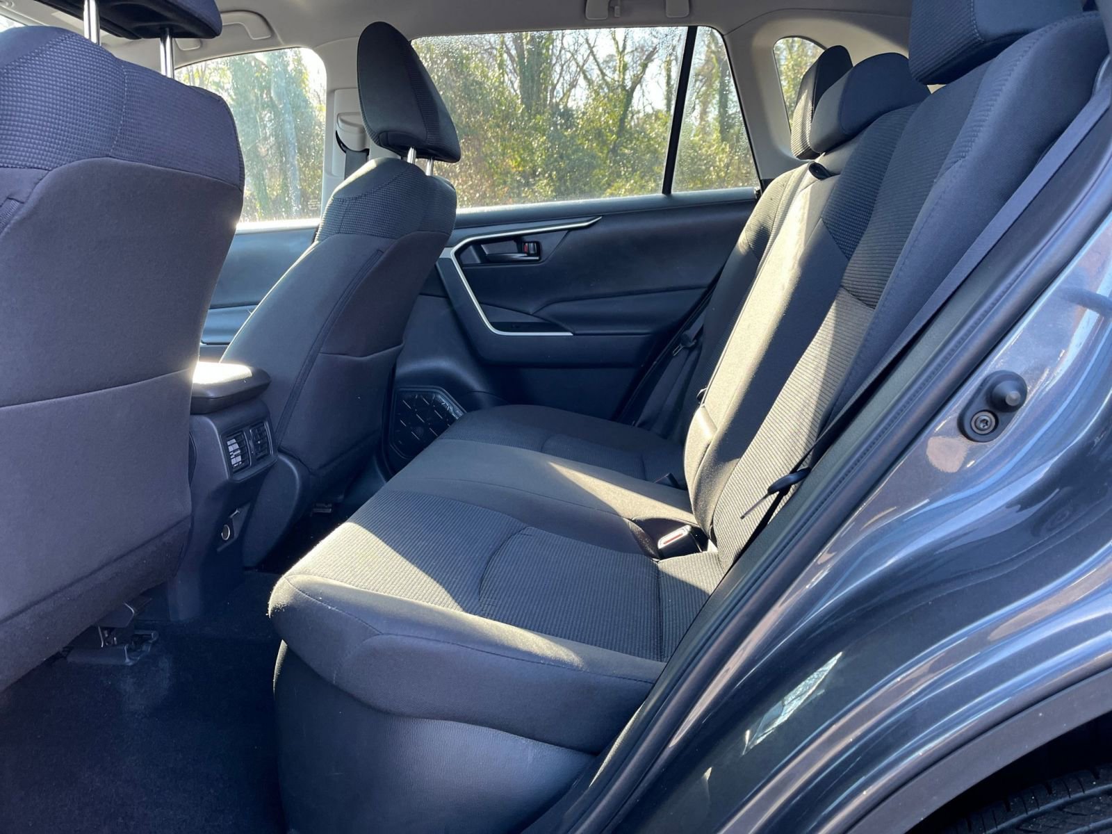 Thumbnail: 2025 Toyota RAV4 - 23