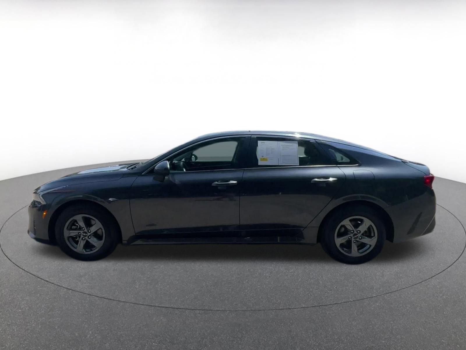 Thumbnail: 2023 Kia K5 - 10