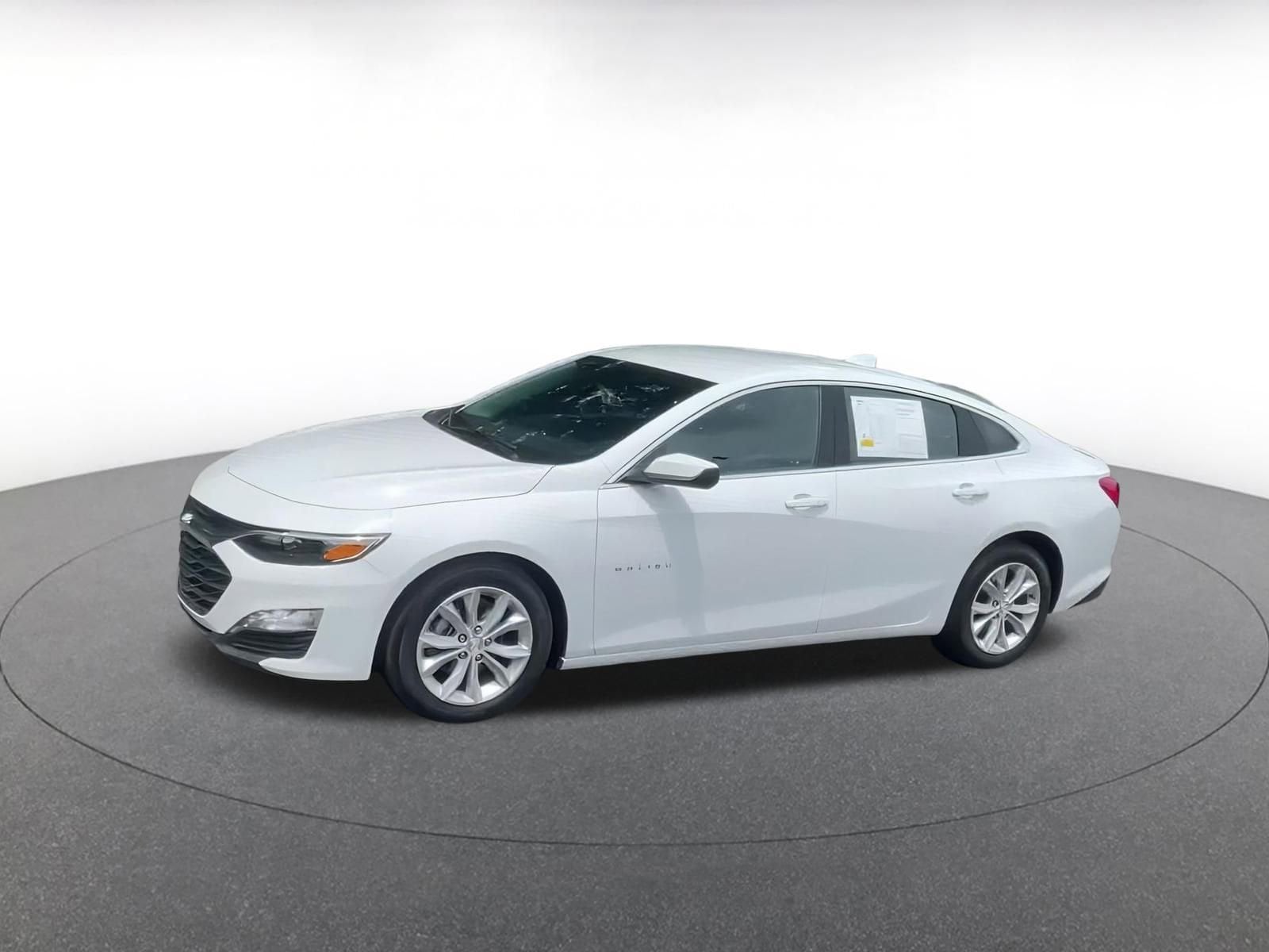 Thumbnail: 2024 Chevrolet Malibu - 7