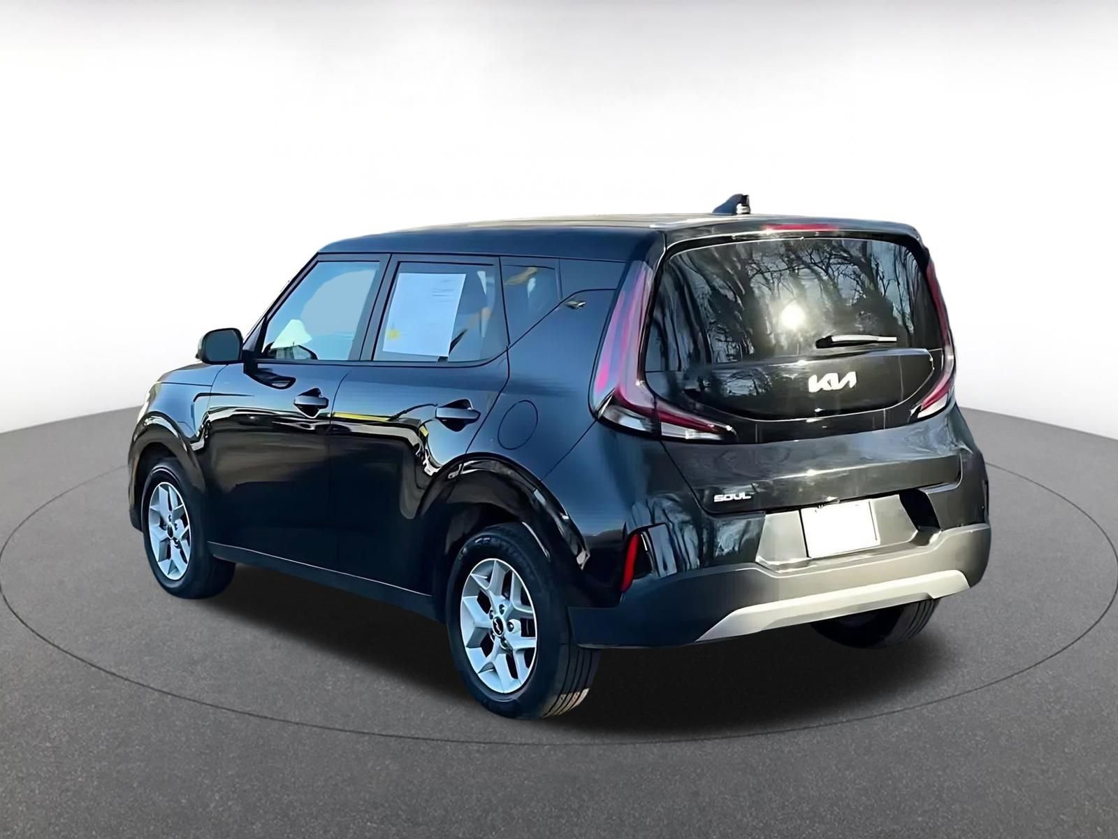 Thumbnail: 2025 Kia Soul - 11