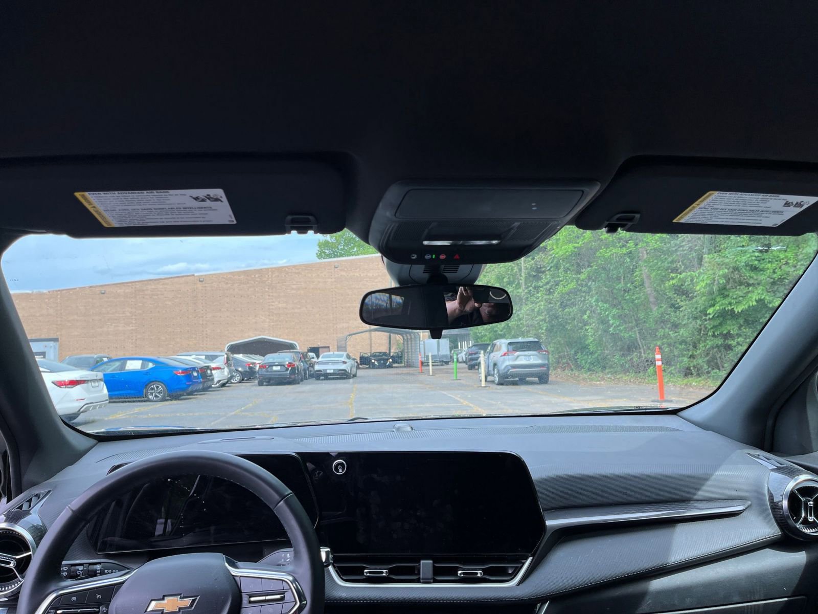 Thumbnail: 2025 Chevrolet Equinox - 33