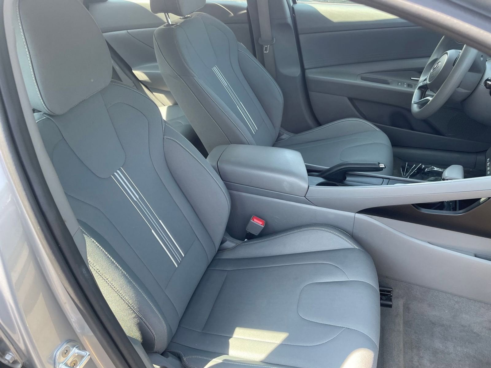 Thumbnail: 2023 Hyundai Elantra - 34