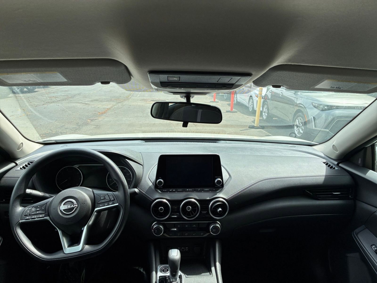 Thumbnail: 2025 Nissan Sentra - 31