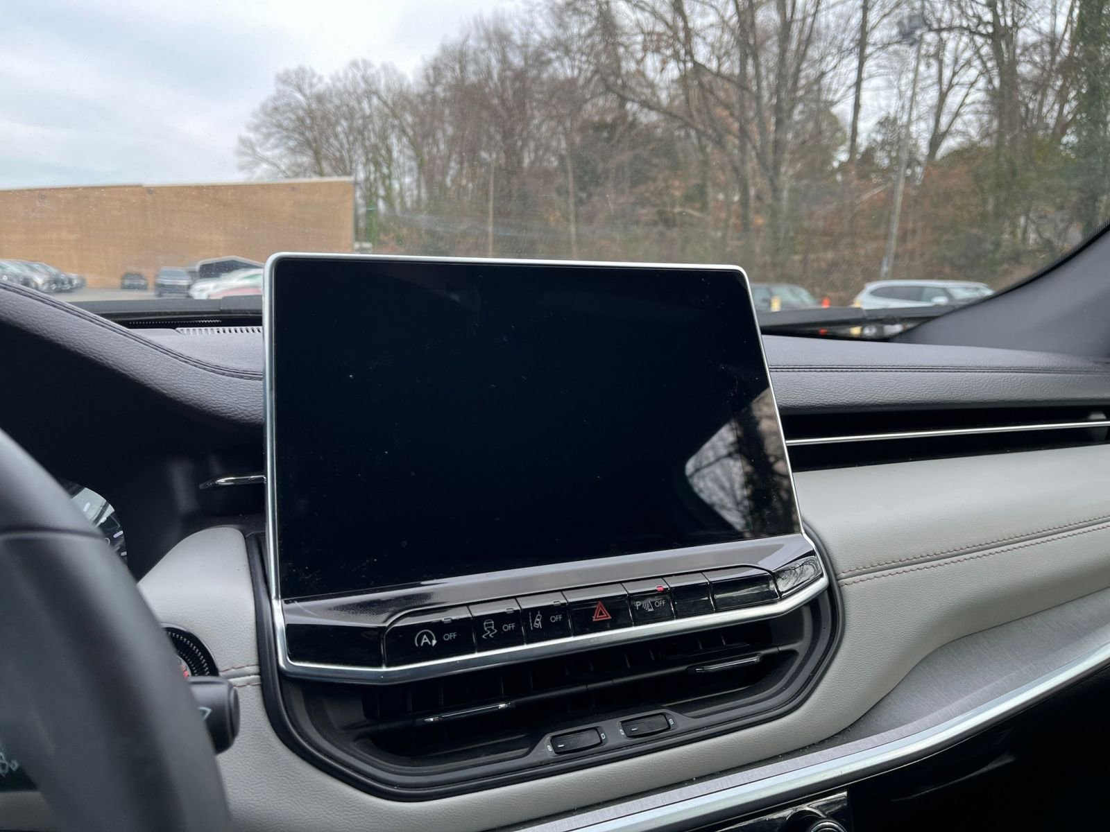 Thumbnail: 2025 Jeep Compass - 18