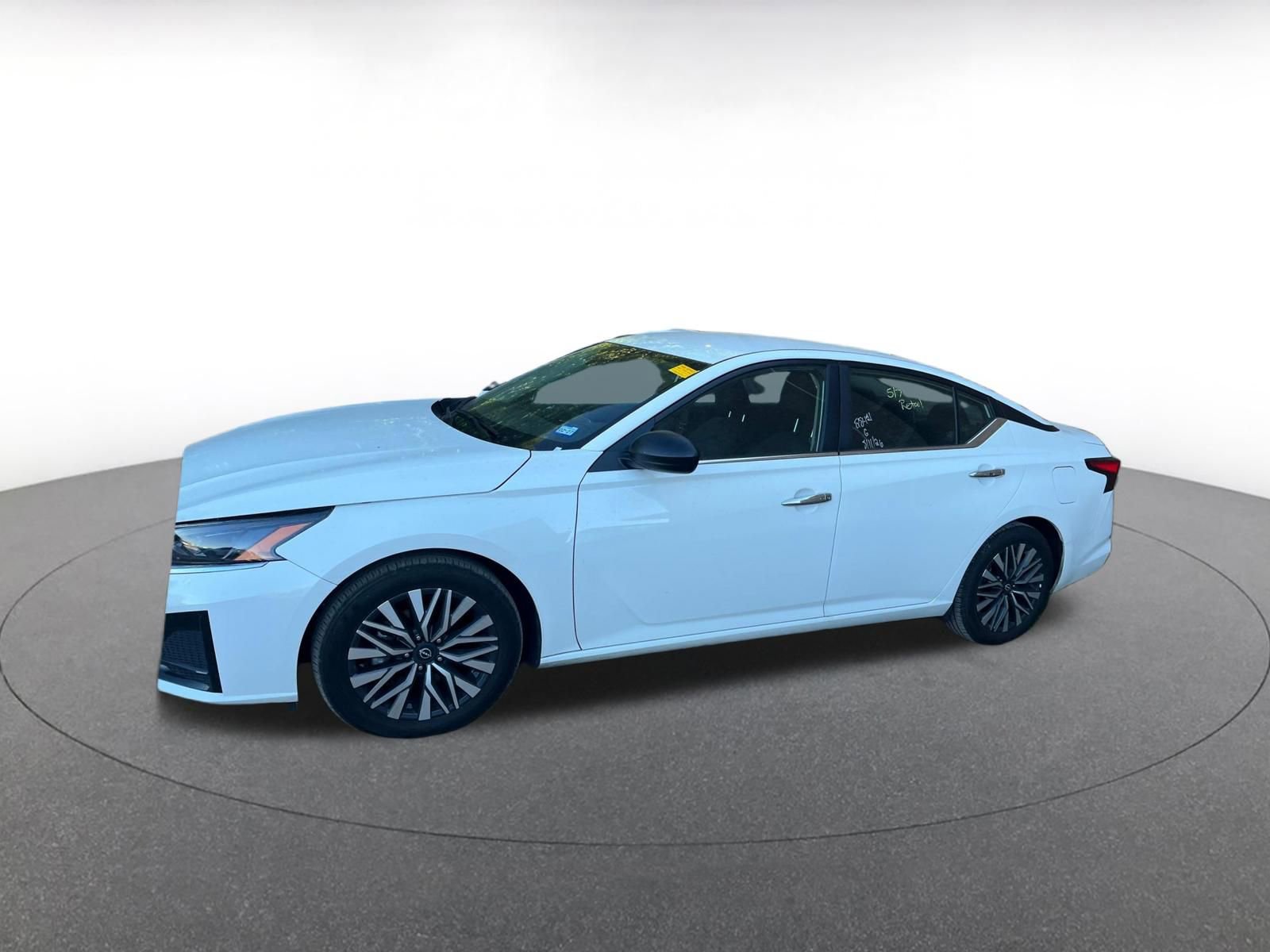 Thumbnail: 2025 Nissan Altima - 10