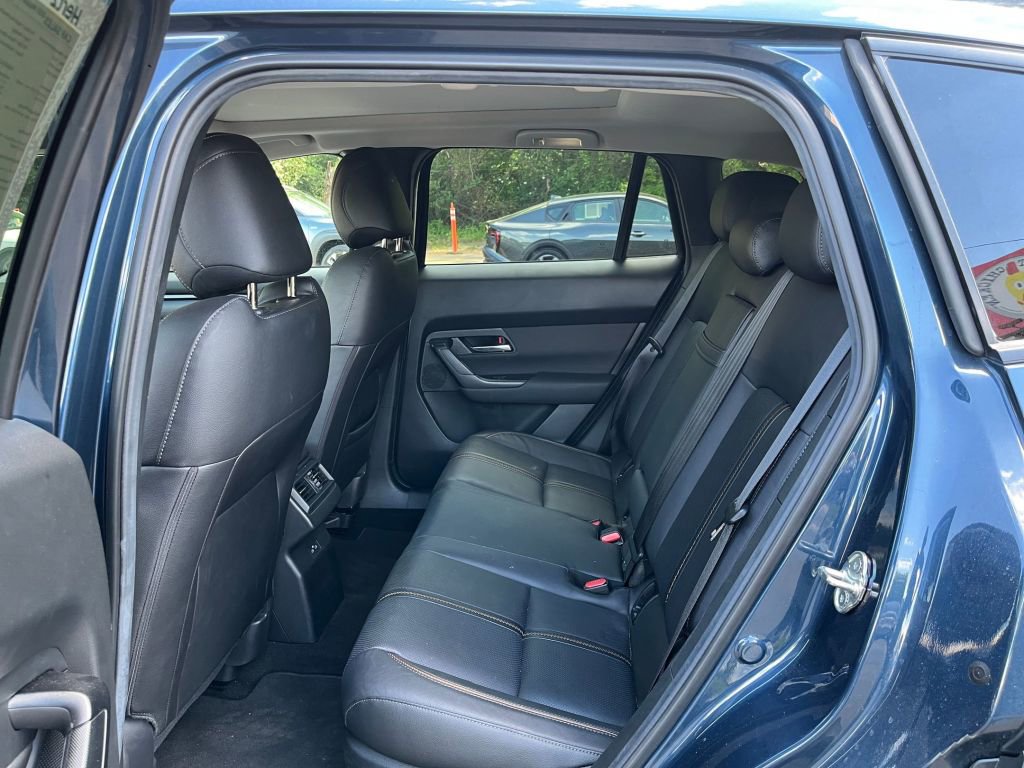 Thumbnail: 2025 Mazda CX-50 - 18