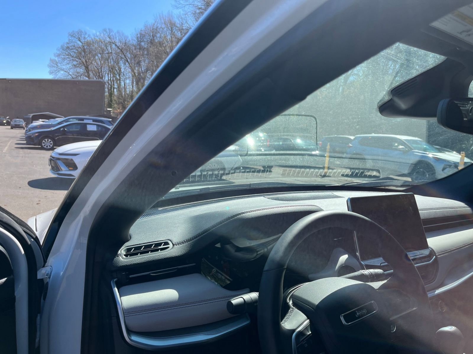 Thumbnail: 2025 Jeep Compass - 35