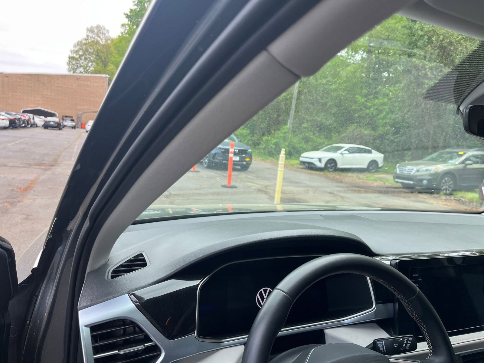 Thumbnail: 2025 Volkswagen Taos - 35