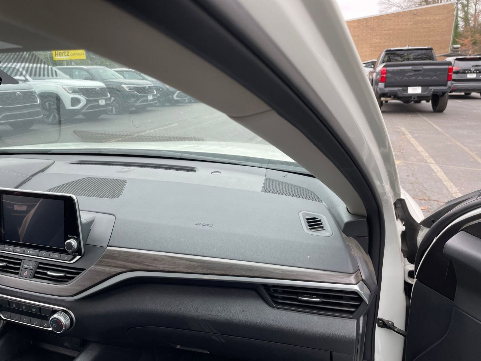 Thumbnail: 2025 Nissan Altima - 34