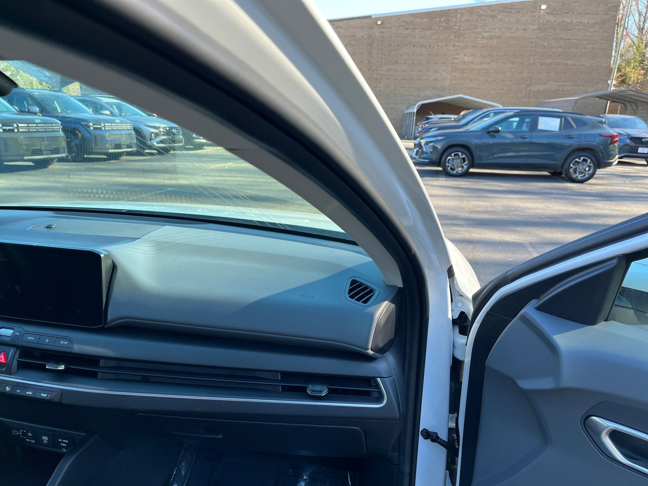 Thumbnail: 2025 Kia K4 - 33