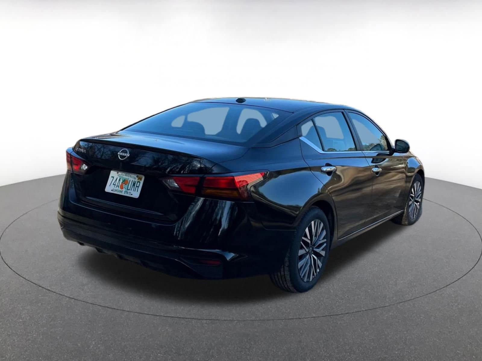 Thumbnail: 2025 Nissan Altima - 14