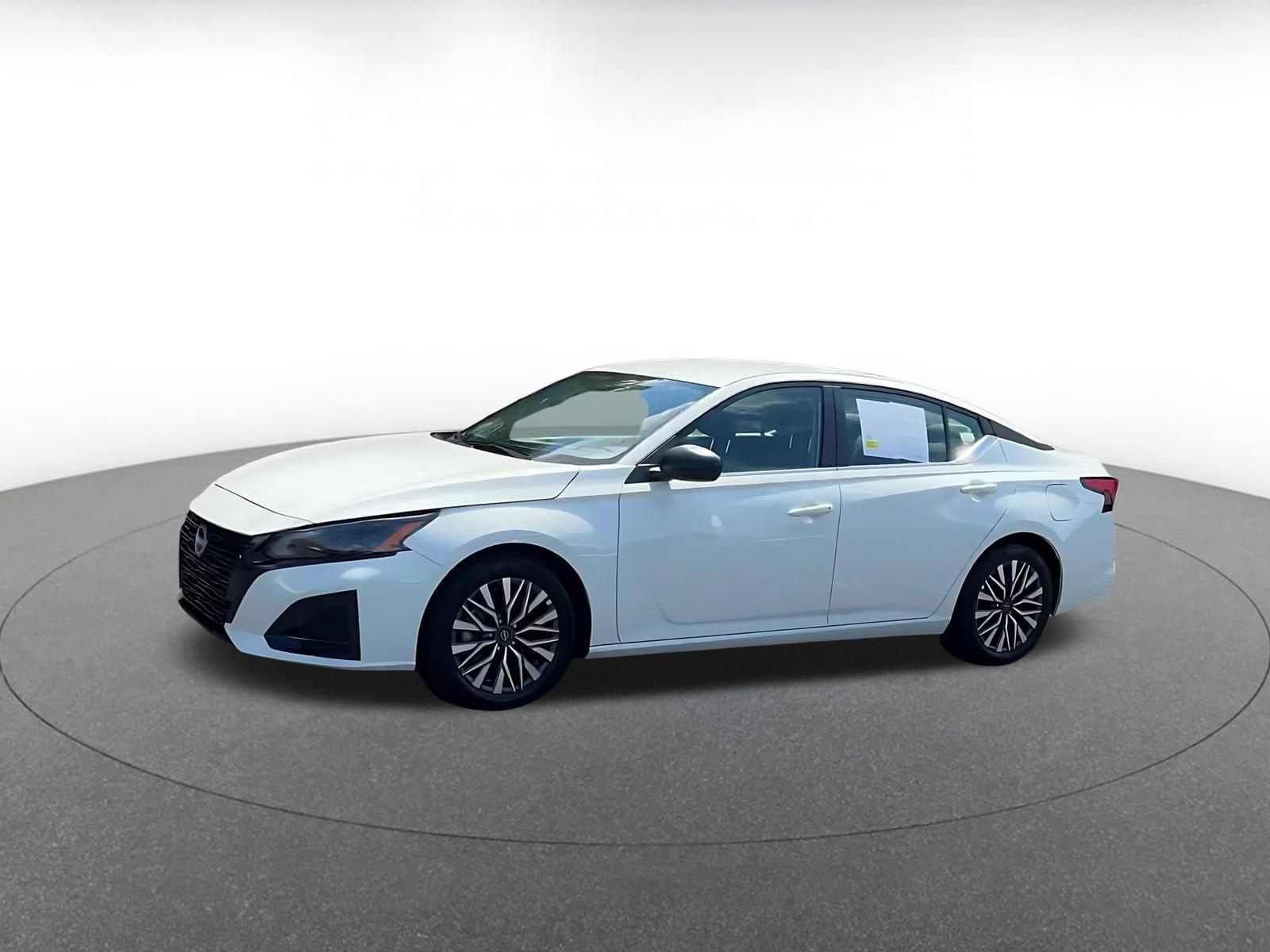 Thumbnail: 2026 Nissan Altima - 8