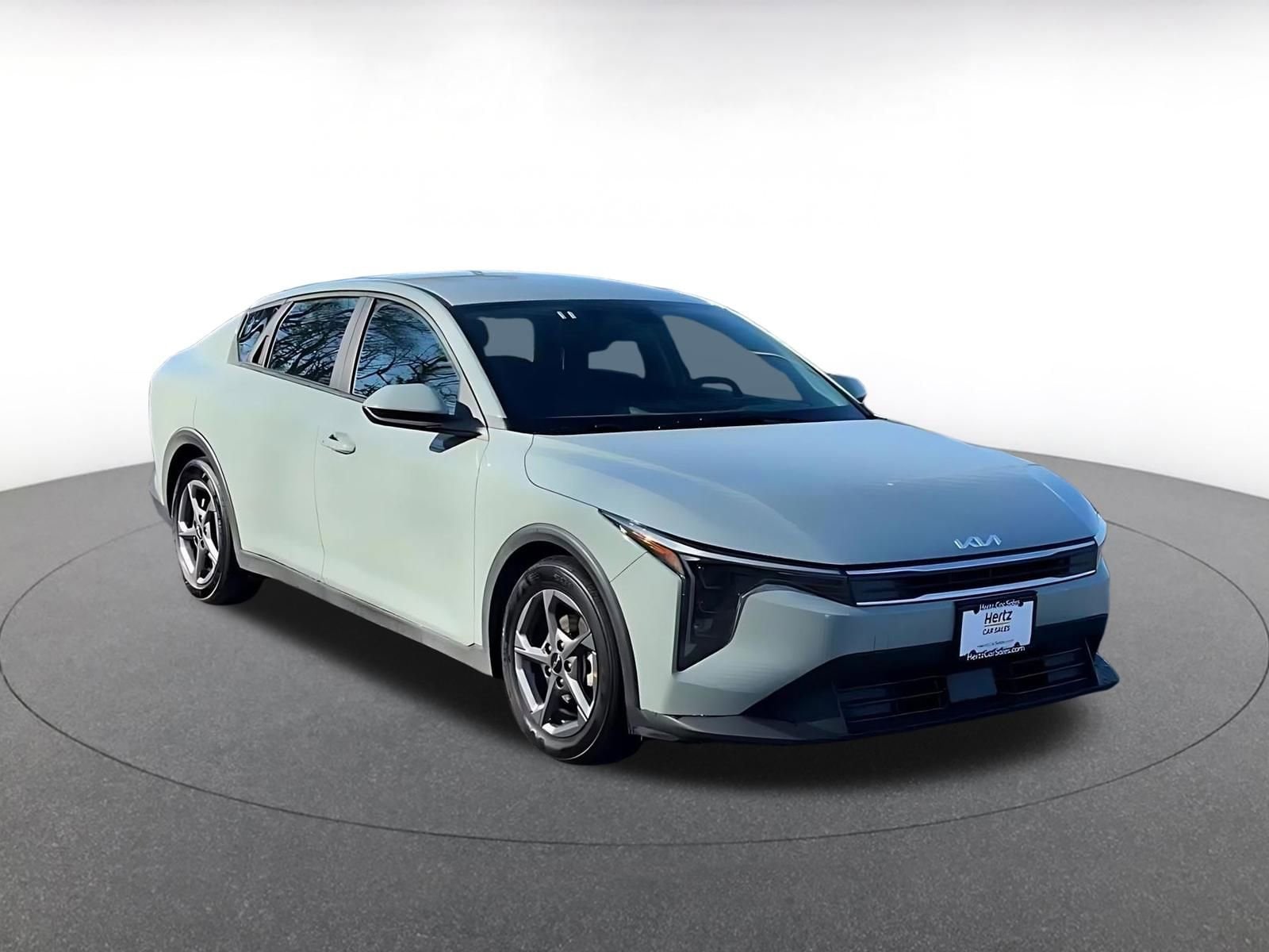 Thumbnail: 2025 Kia K4 - 3