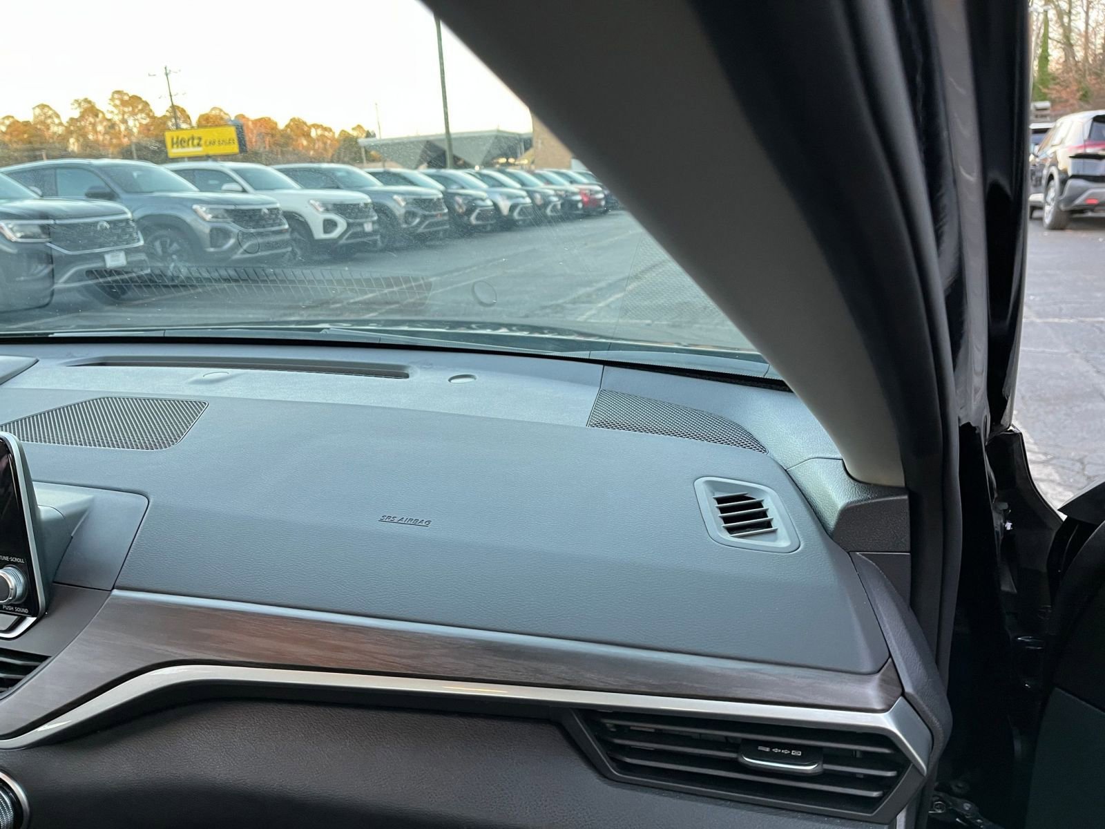 Thumbnail: 2025 Nissan Altima - 34