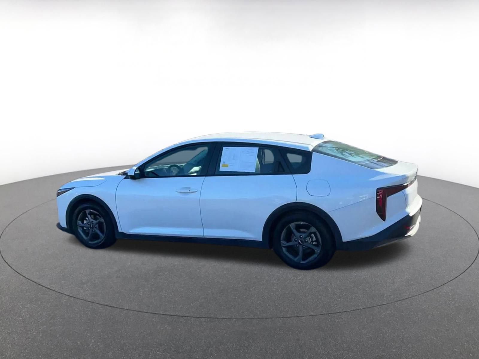 Thumbnail: 2025 Kia K4 - 10