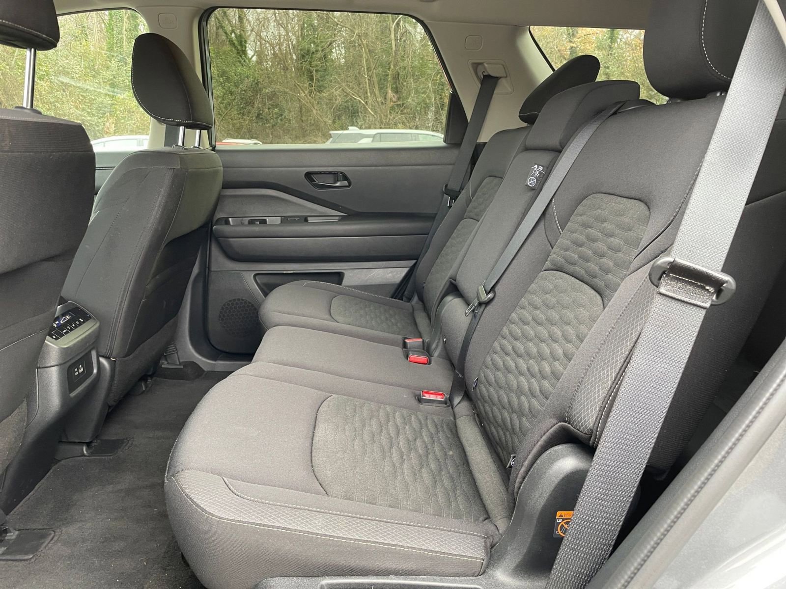 Thumbnail: 2025 Nissan Pathfinder - 27