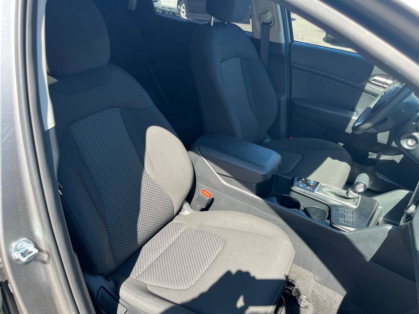 Thumbnail: 2025 Kia Sportage - 35