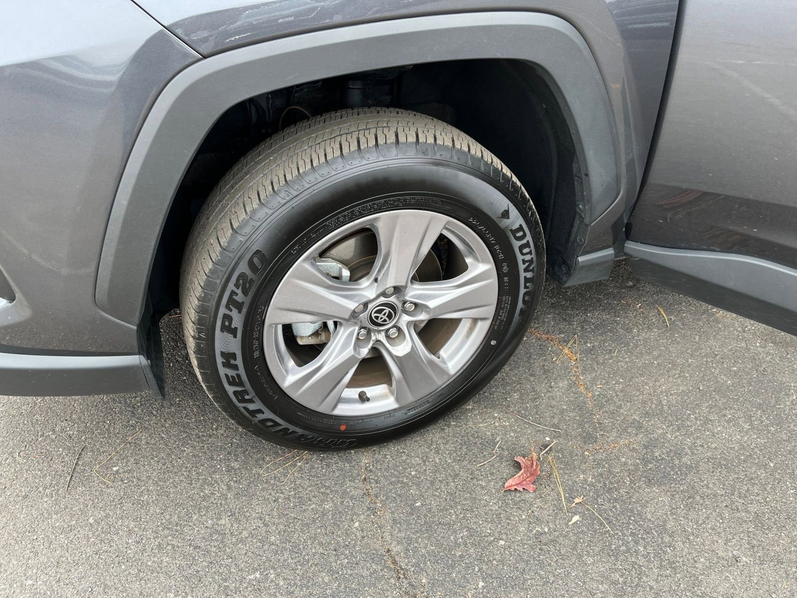 Thumbnail: 2025 Toyota RAV4 - 30