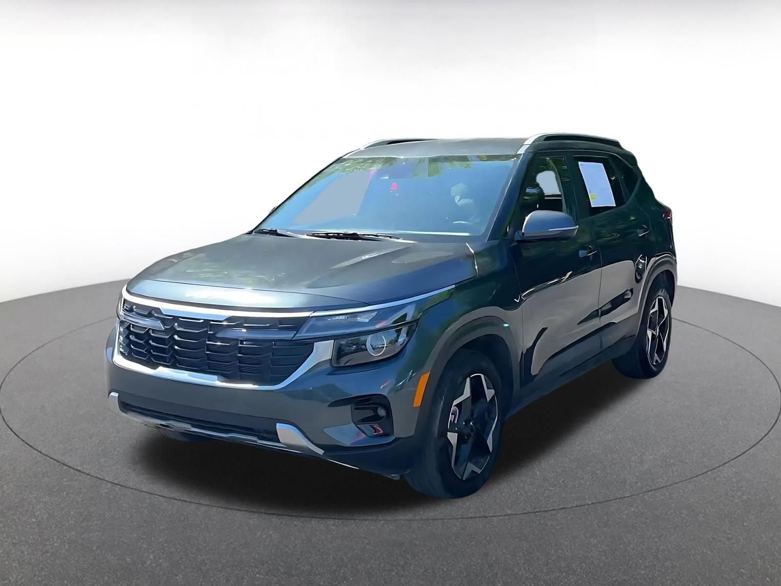 Thumbnail: 2025 Kia Seltos - 7