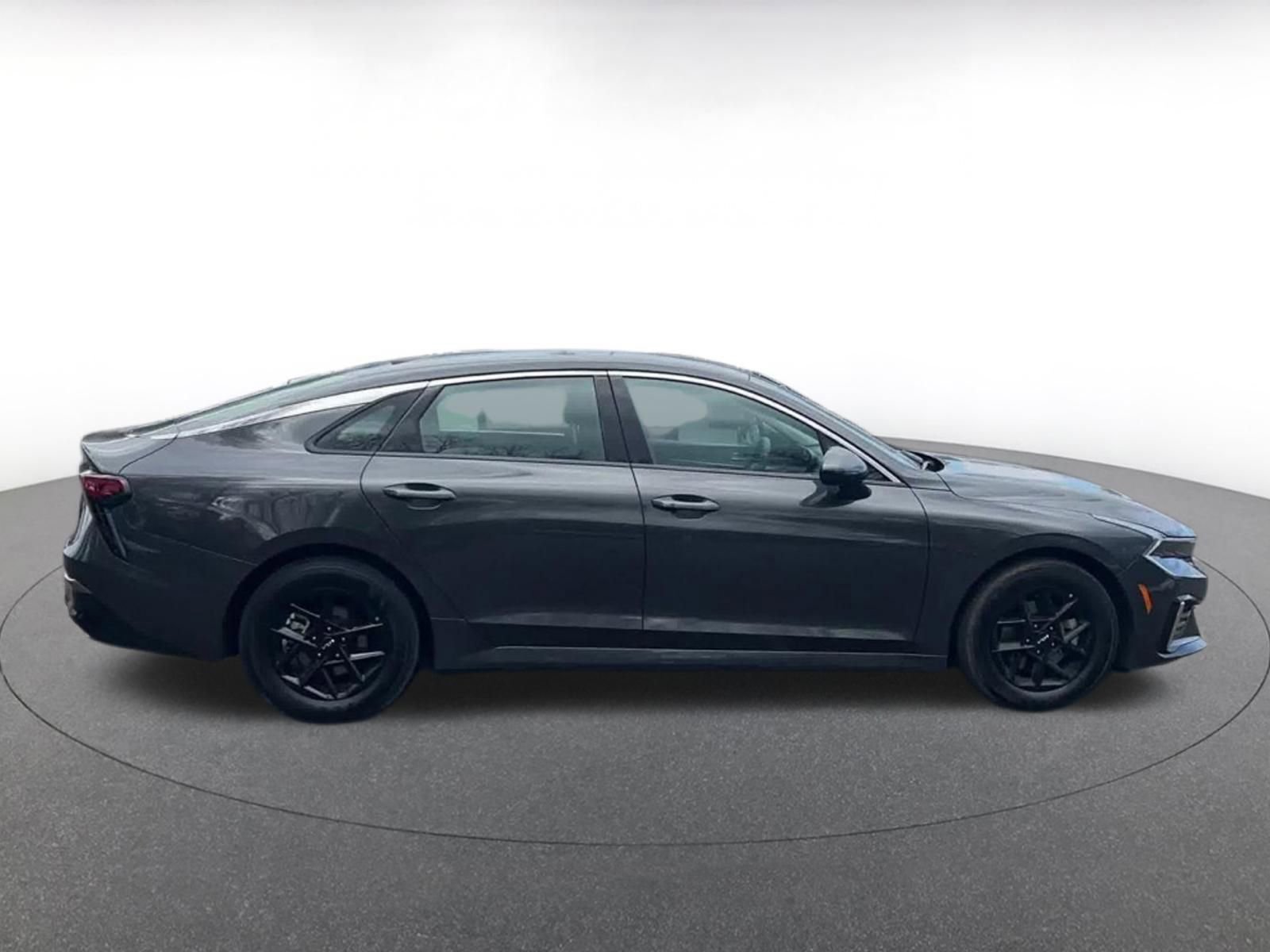 Thumbnail: 2025 Kia K5 - 16