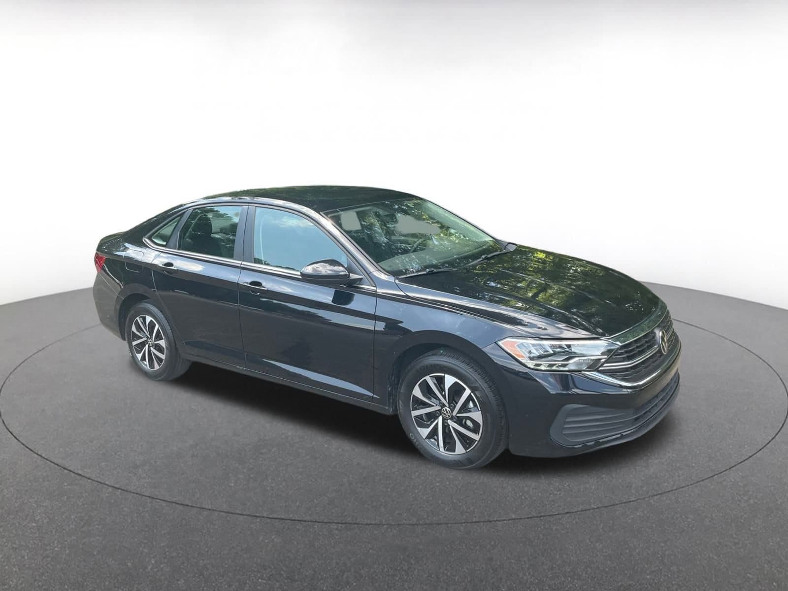 Thumbnail: 2024 Volkswagen Jetta - 1