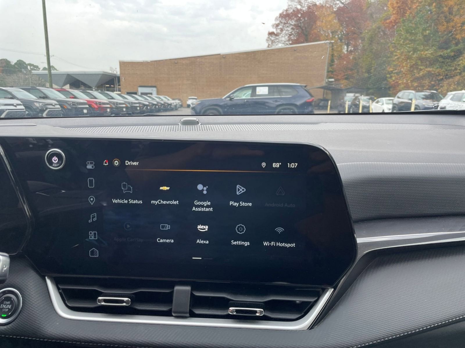 Thumbnail: 2025 Chevrolet Equinox - 18