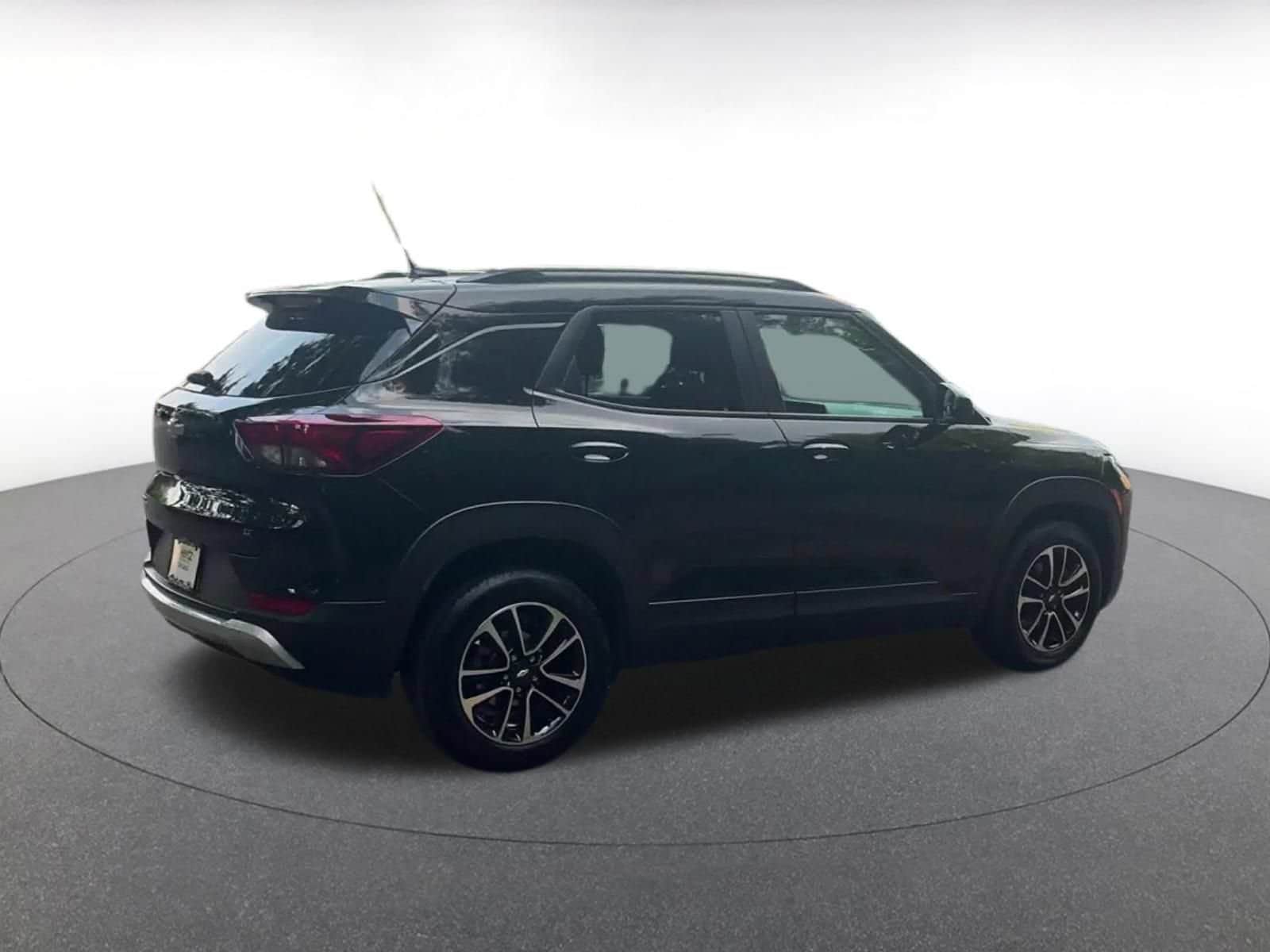Thumbnail: 2025 Chevrolet TrailBlazer - 15