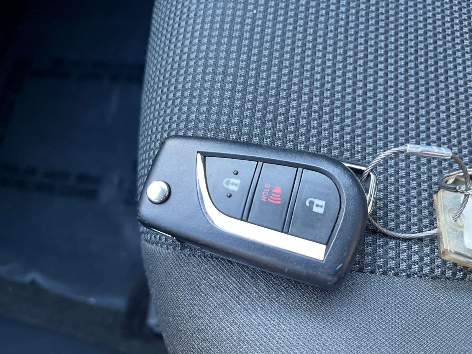 Thumbnail: 2025 Toyota RAV4 - 22