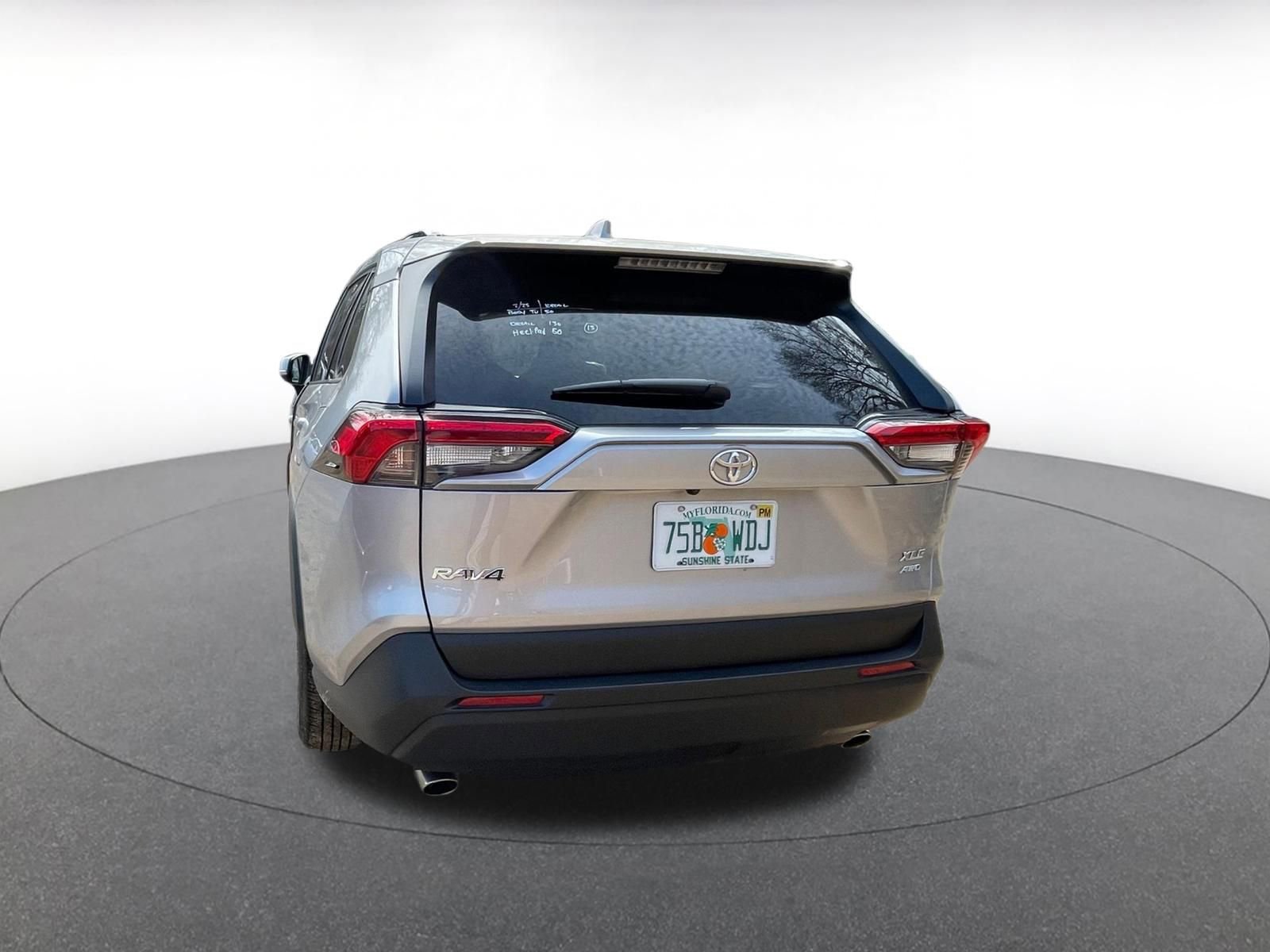 Thumbnail: 2025 Toyota RAV4 - 11