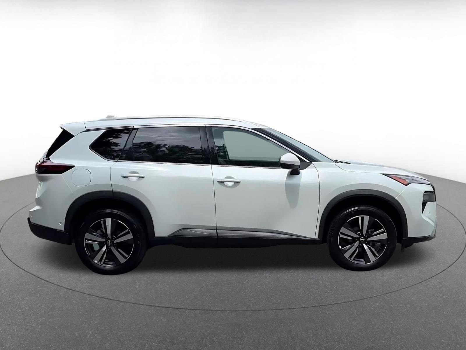 Thumbnail: 2026 Nissan Rogue - 16