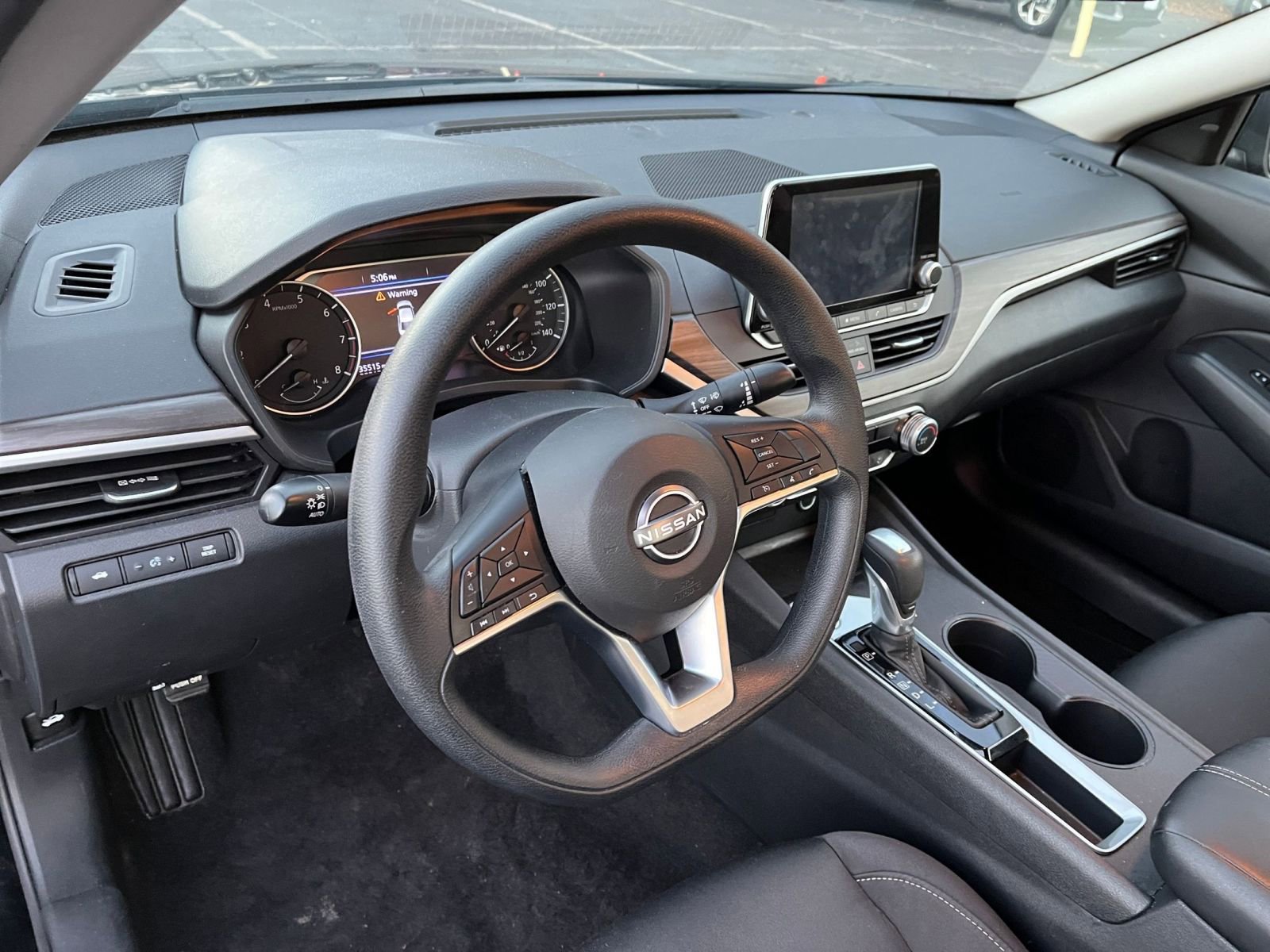 Thumbnail: 2025 Nissan Altima - 27