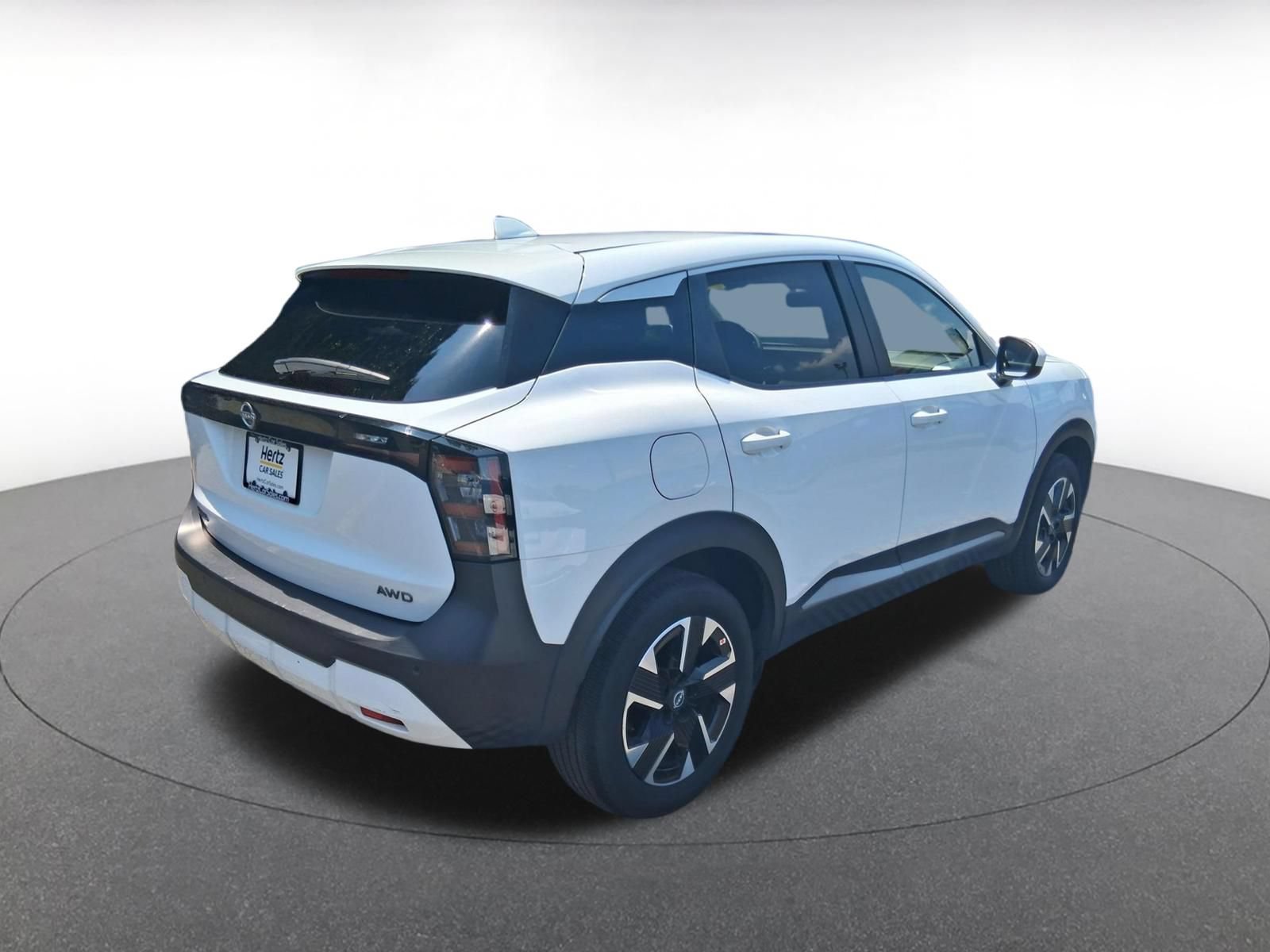 Thumbnail: 2025 Nissan Kicks - 16