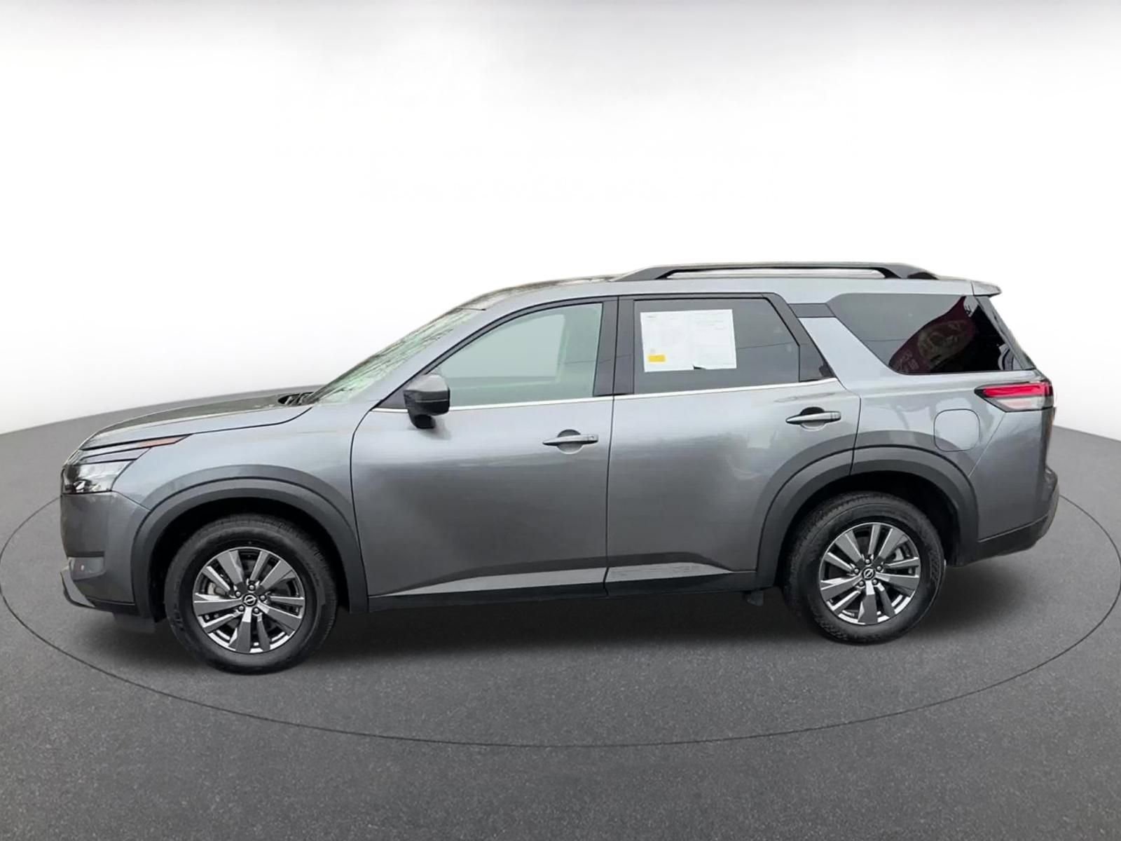 Thumbnail: 2025 Nissan Pathfinder - 9