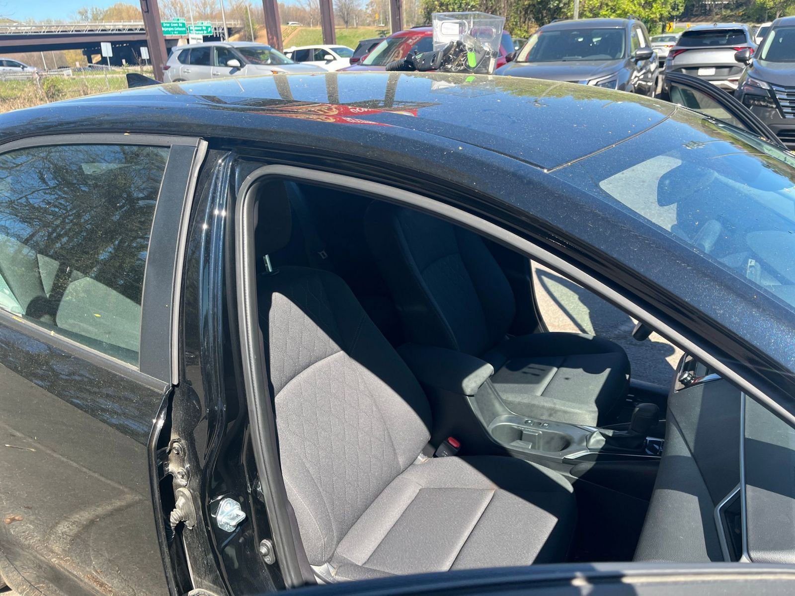 Thumbnail: 2025 Toyota Corolla - 34