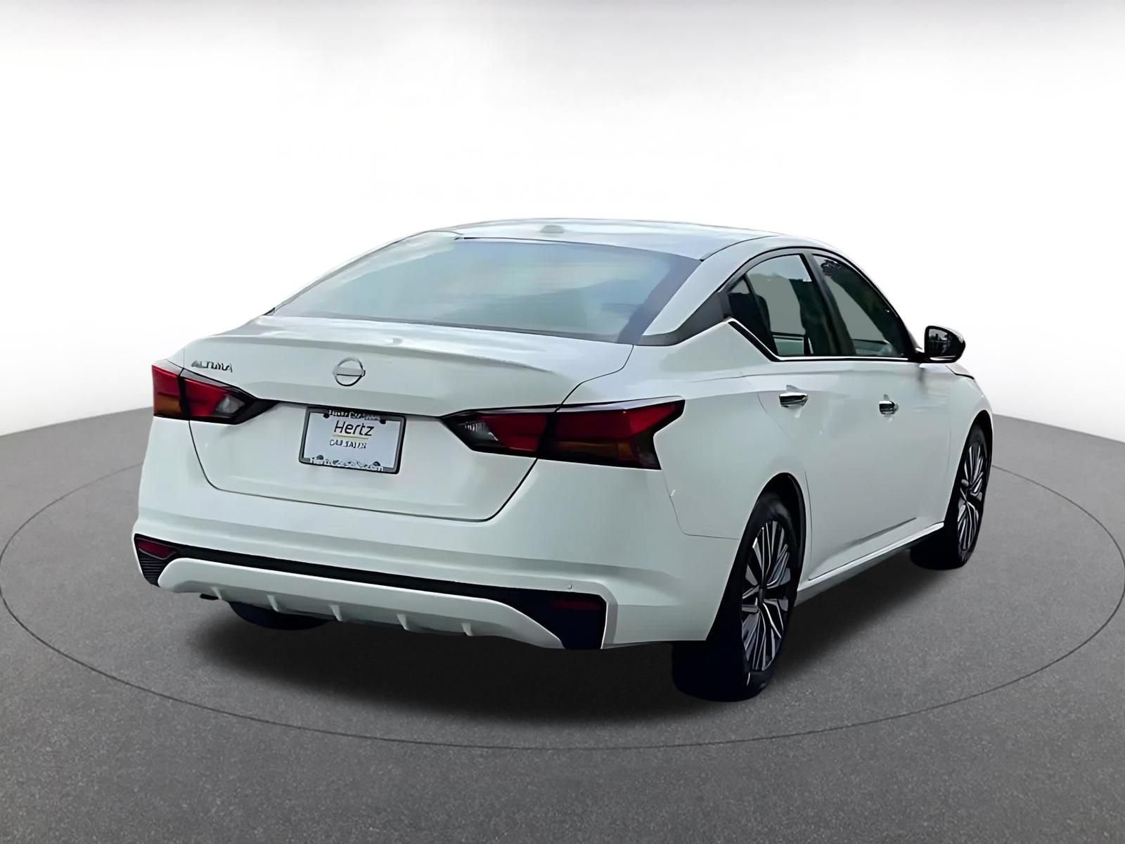 Thumbnail: 2025 Nissan Altima - 11