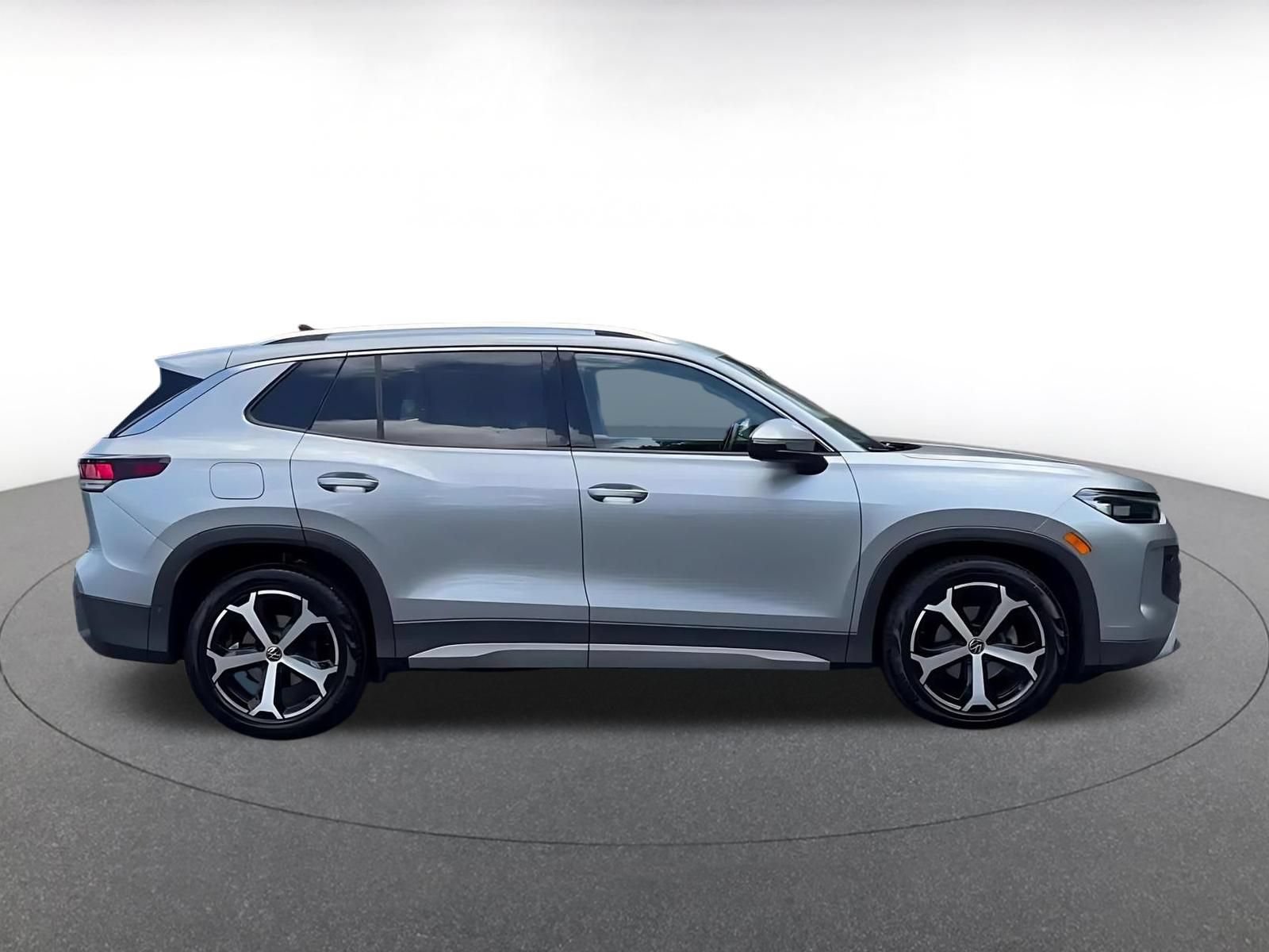 Thumbnail: 2026 Volkswagen Tiguan - 16