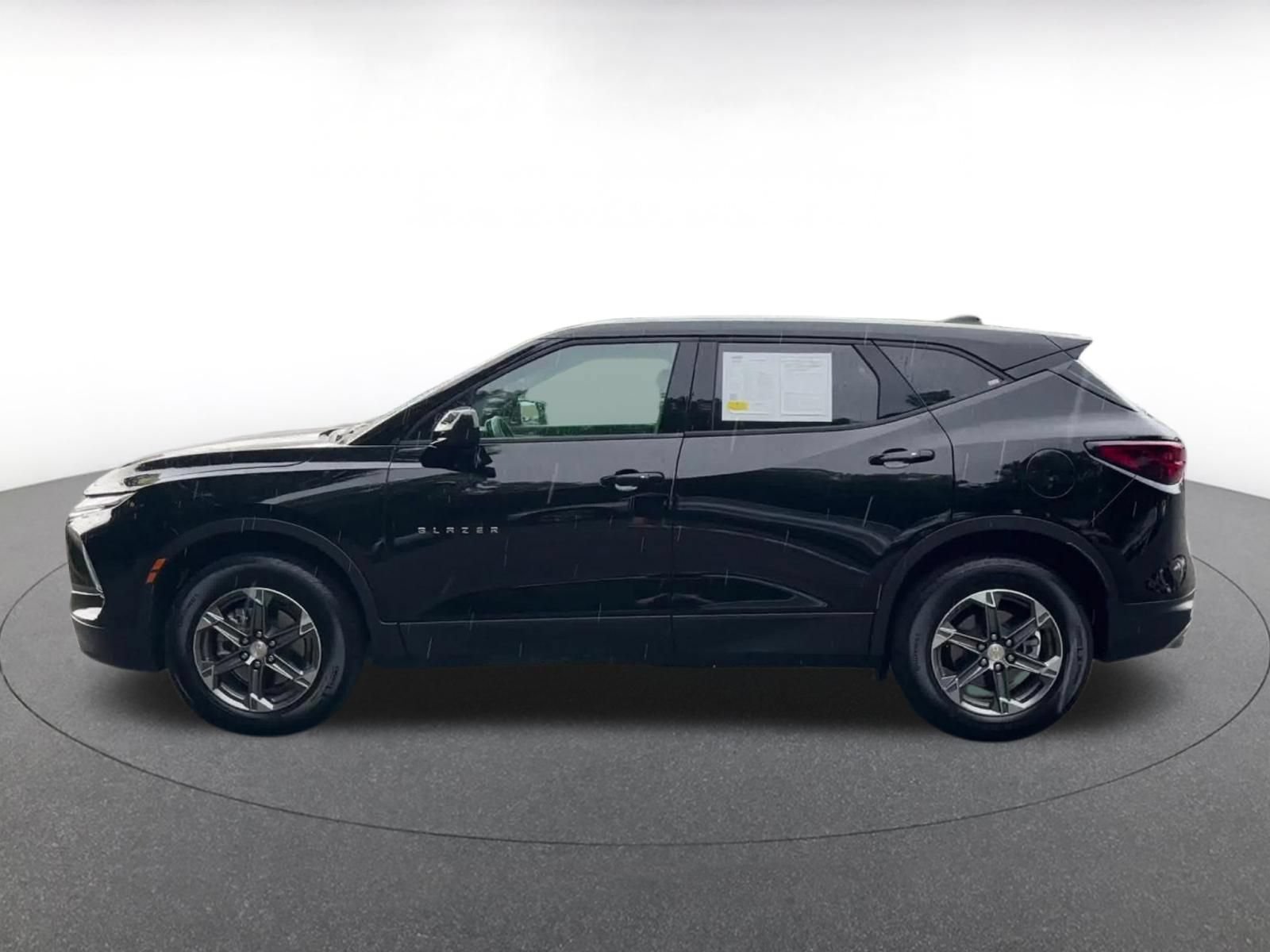 Thumbnail: 2025 Chevrolet Blazer - 9