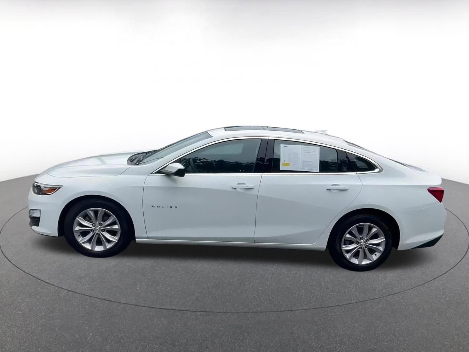 2024 Chevrolet Malibu LT 8