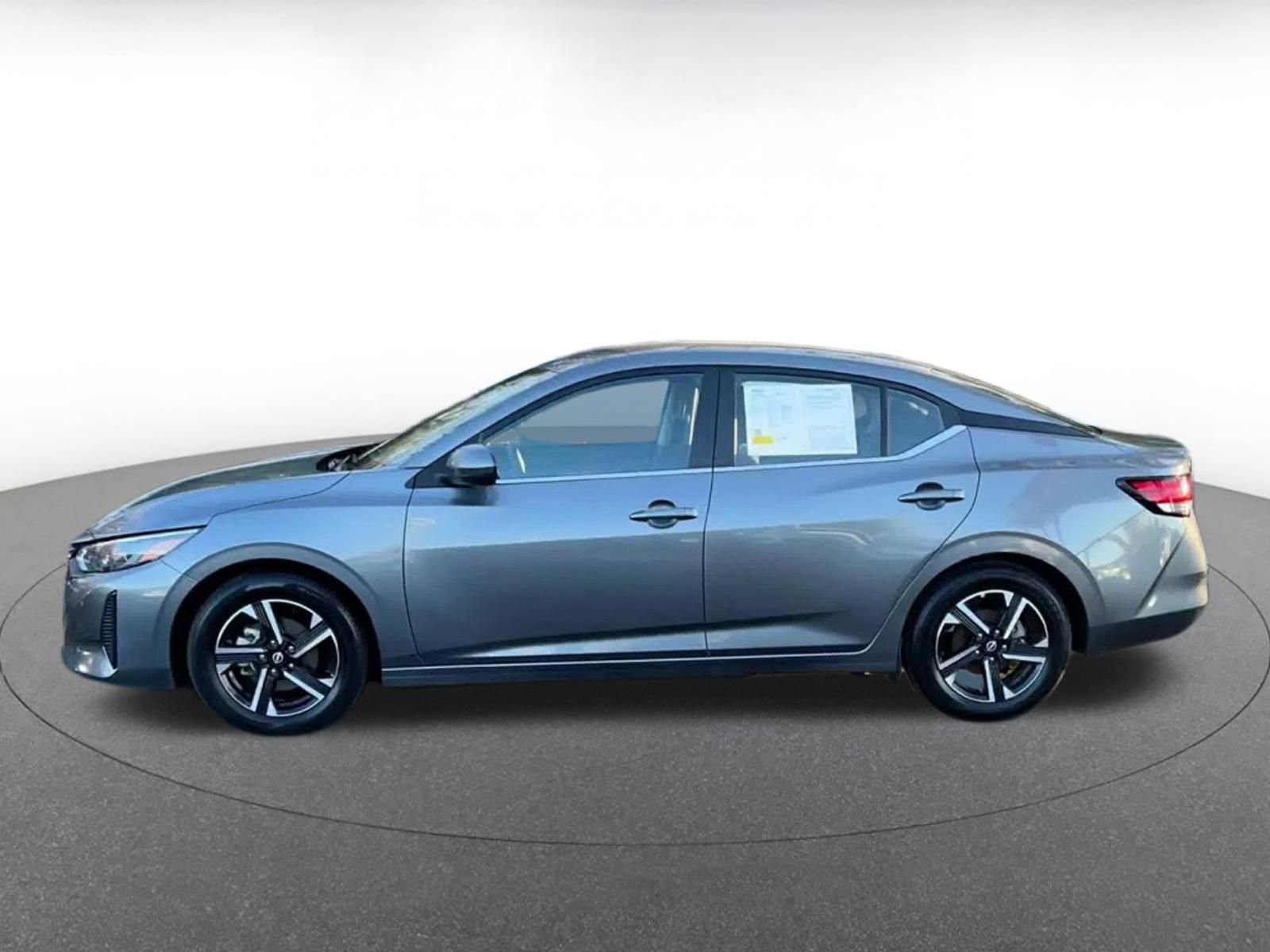 Thumbnail: 2025 Nissan Sentra - 9