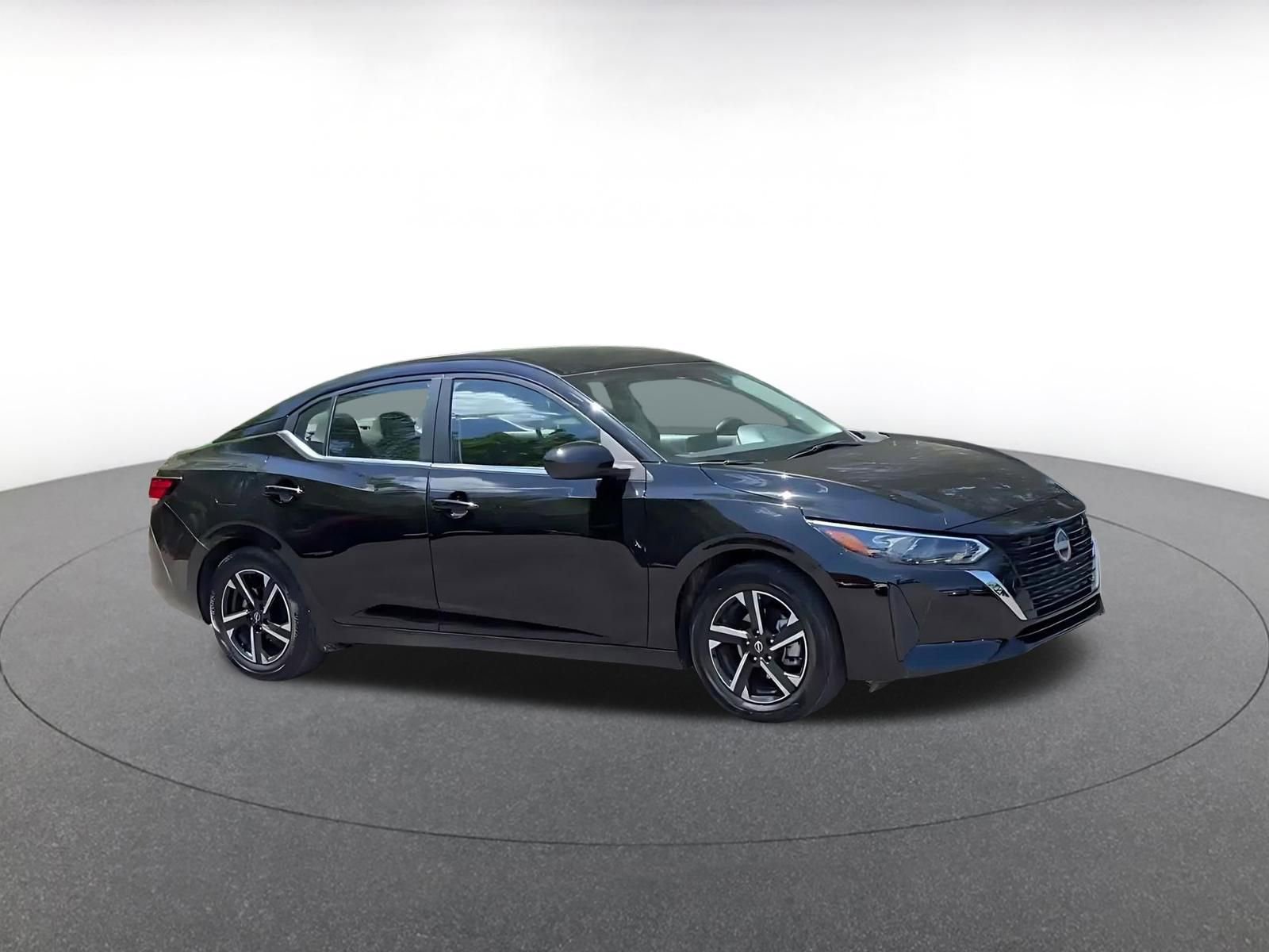 Thumbnail: 2025 Nissan Sentra - 2